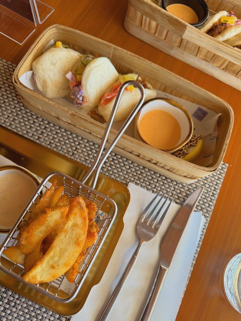 두짓타니 막탄 선셋 비치 바