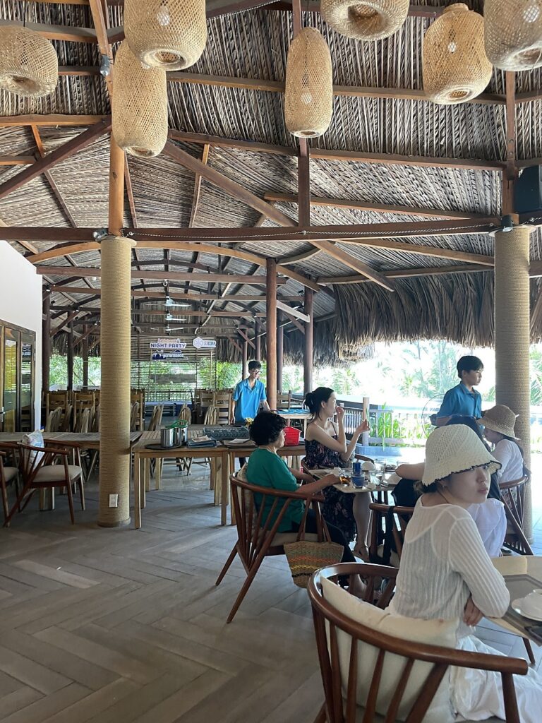 Four Seasons Restaurant, photo 2