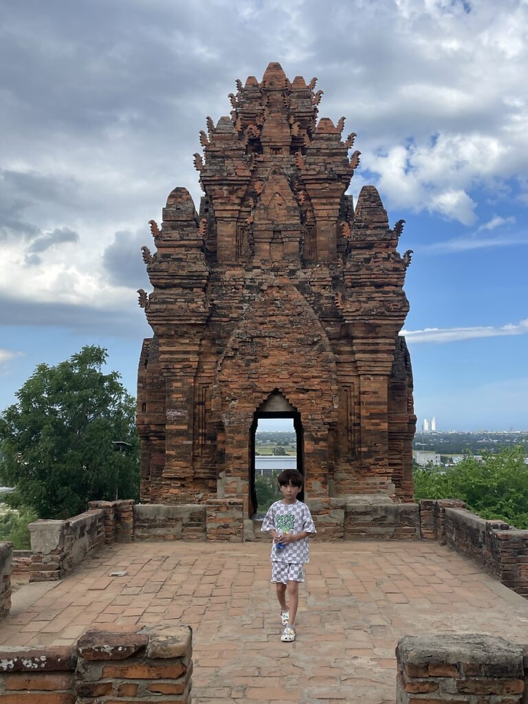 Cham architecture