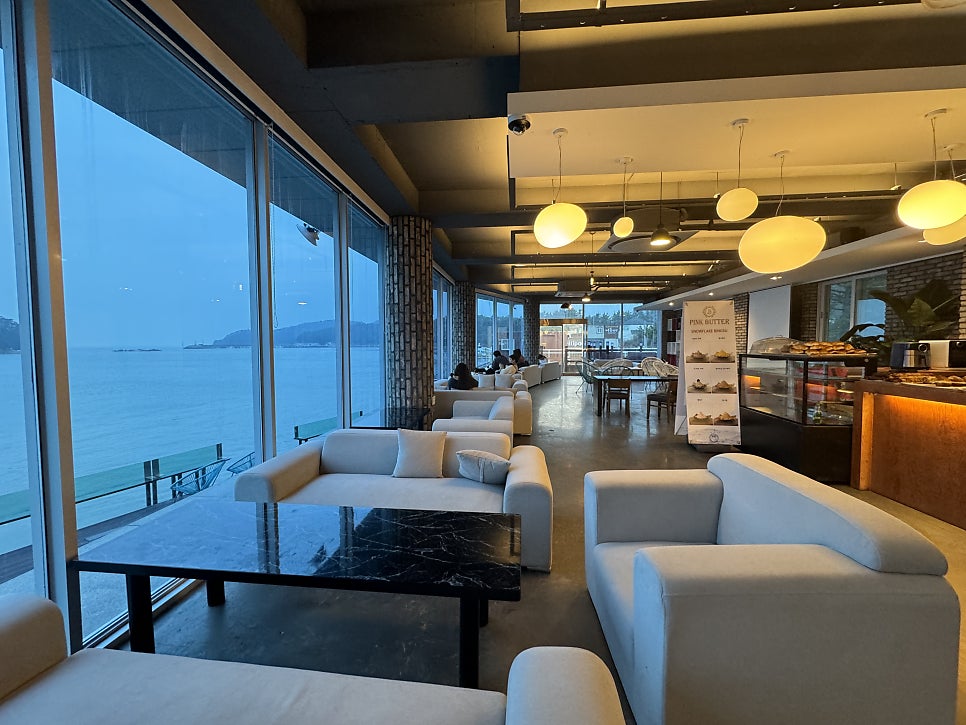 Ocean-view seating