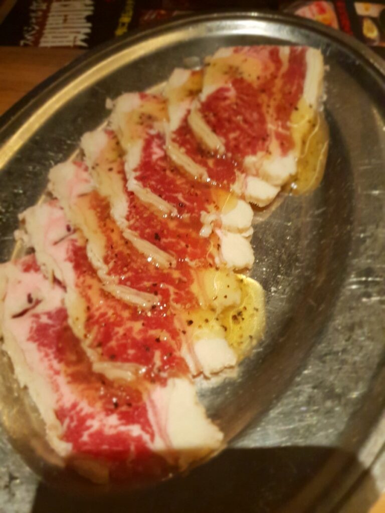 야키니쿠 규타