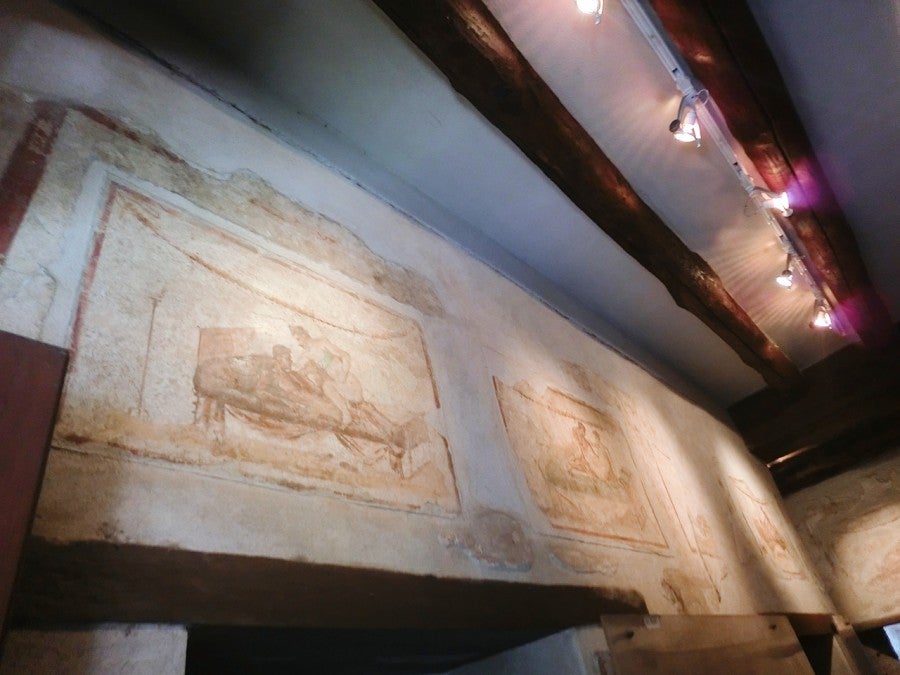 Pompeii ruins, photo 2