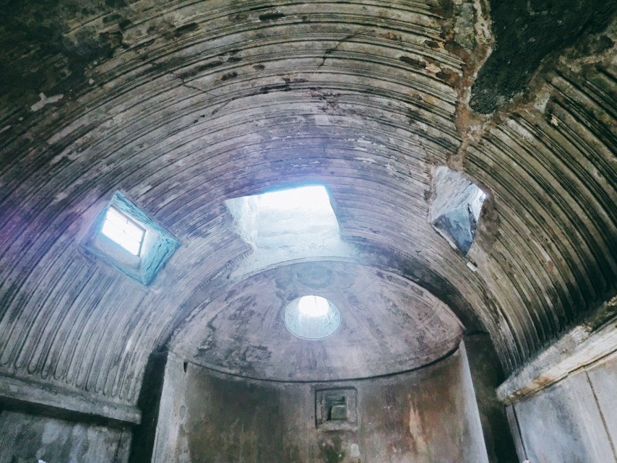 Baths of Pompeii, photo 2