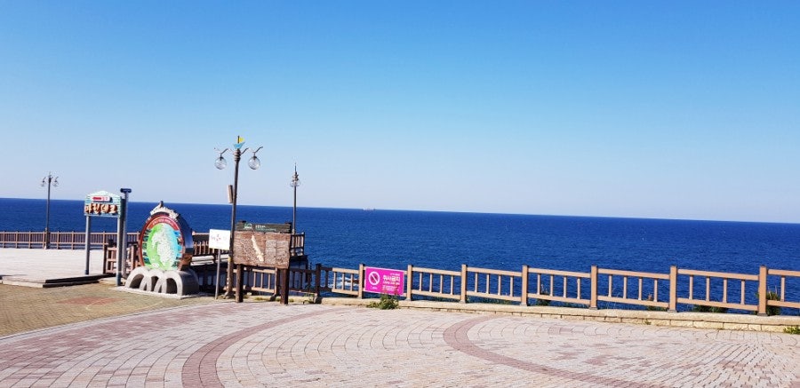 Samcheok Beach: Beach sculpture park
