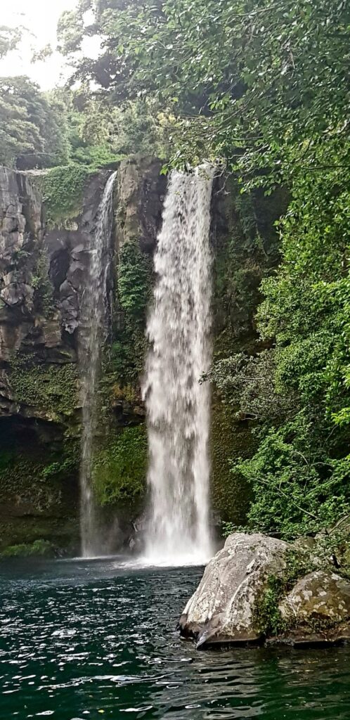 Cheonjiyeon Waterfall, photo 3