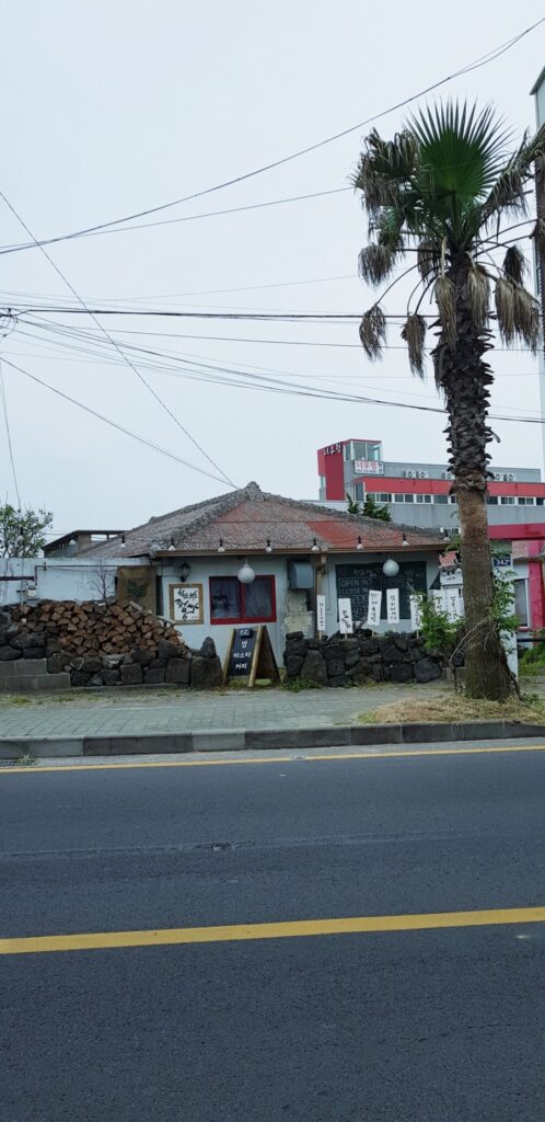 Restaurants near Hyeopjae Beach, photo 18