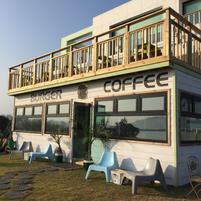 Jeju food: Mooger Burger in Jeju, photo 1