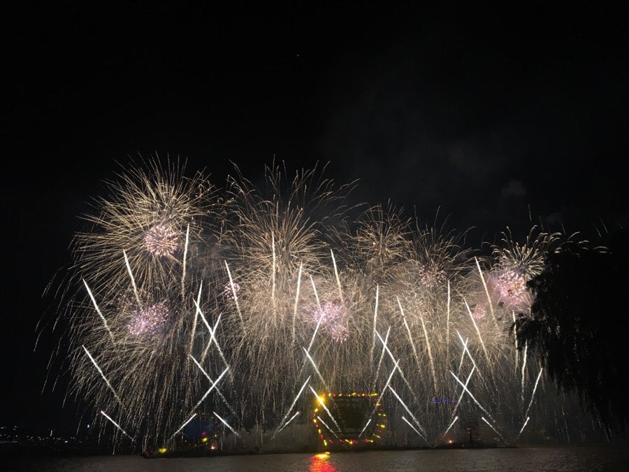 Korean fireworks finale, photo 32