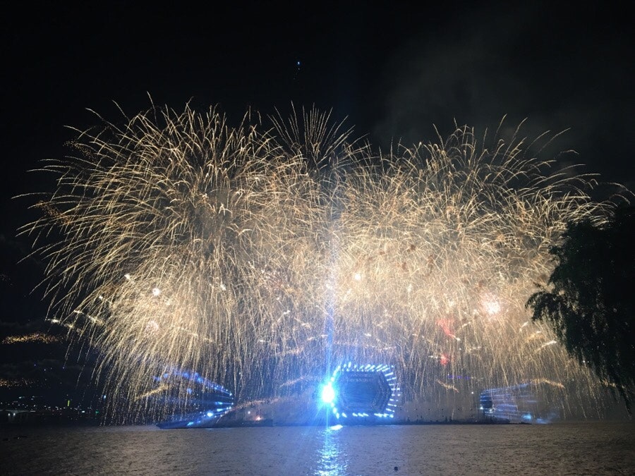 Korean fireworks finale, photo 33