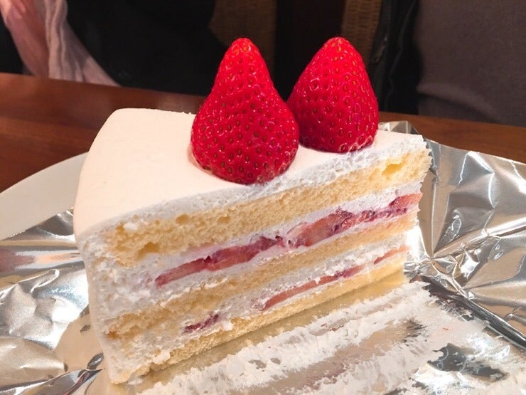 Cake slices at Harbs