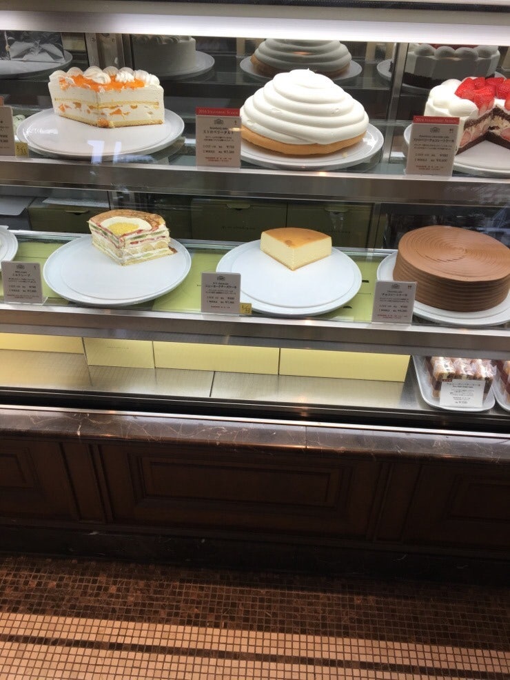 Cakes at Harbs Nagoya