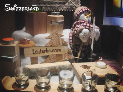 Souvenir and ski shops