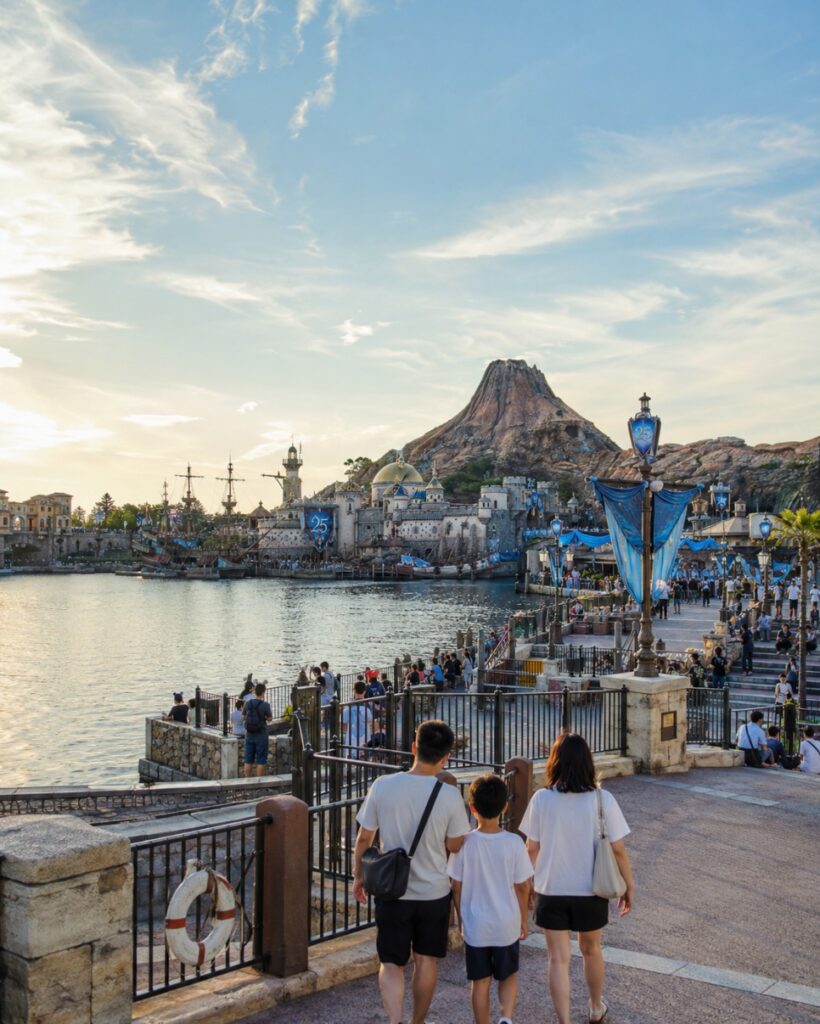 Kids posing with Disney characters at Tokyo DisneySea