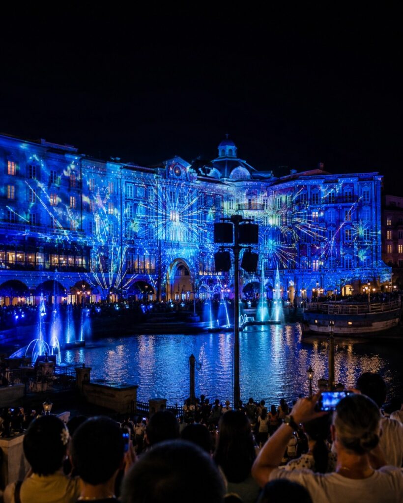 Night projection at Tokyo DisneySea